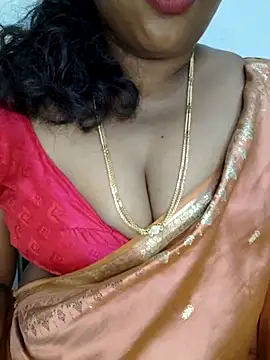 Snapshot of Sexy_Ammu_Telugu chatting on March 8, 4:39 pm Sexy Ammu Telugu online show from March 8, 4:39 pm