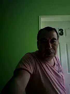 Snapshot of Piter1022 chatting on September 15, 11:27 pm Piter1022 online show from September 15, 11:27 pm