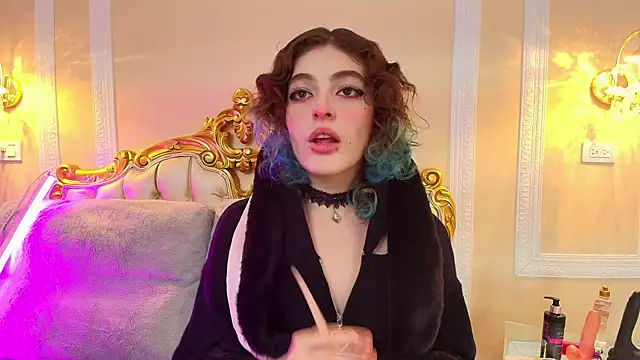 EvaHalsey online show from January 16, 9:52 pm