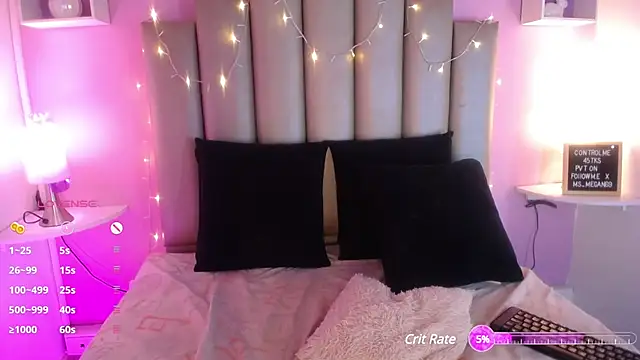 MeghanBurn online show from February 28, 3:37 pm