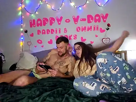 MrandMrsPooks online show from February 15, 8:11 am