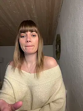 Milla  one online show from February 6, 1:10 pm