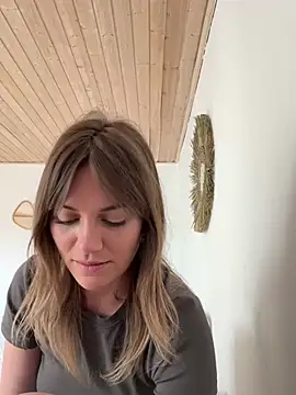 Milla  one online show from March 7, 11:18 am