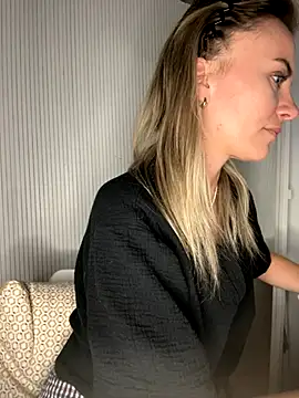 Milla  one online show from October 19, 6:08 pm