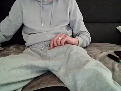 ElViko11 online show from December 6, 12:49 pm