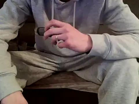 ElViko11 online show from December 6, 3:55 pm