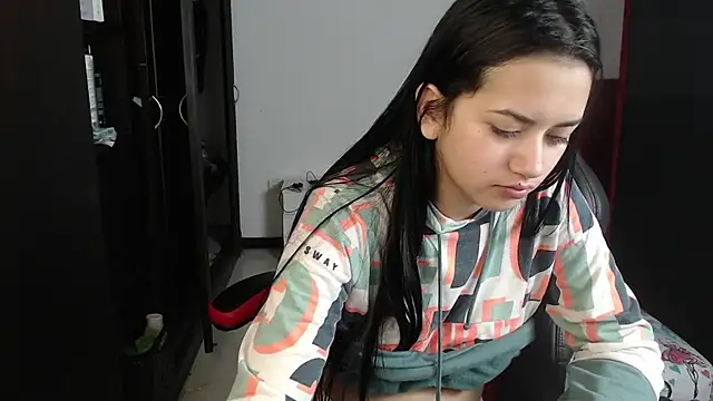 kayla k18 online show from February 17, 7:42 pm