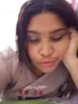 ambarlennoix online show from February 1, 6:32 am