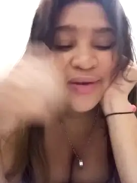 ambarlennoix online show from March 16, 5:25 am