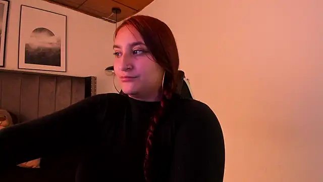 Alaia Cute online show from January 11, 2:47 pm