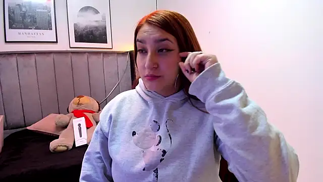 Alaia Cute online show from January 20, 9:24 am