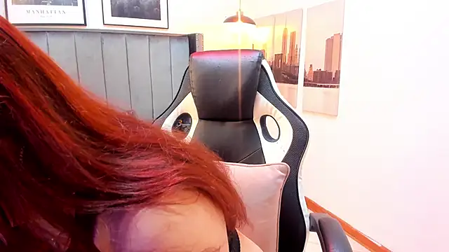 Alaia Cute online show from March 11, 5:49 am