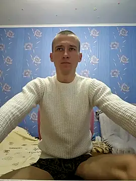 Snapshot of serhii19791 chatting on February 12, 1:16 pm serhii19791 online show from February 12, 1:16 pm