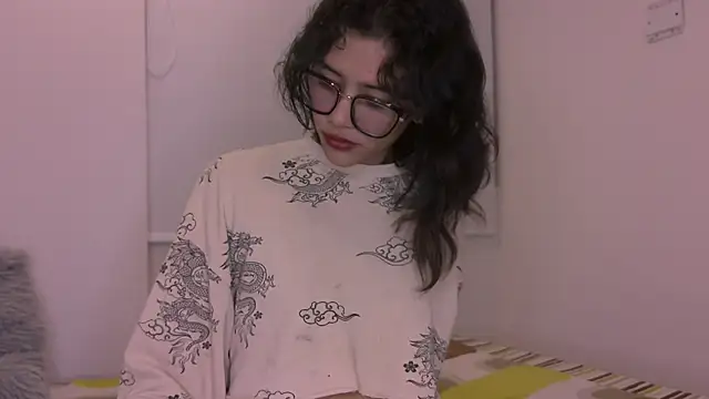 Snapshot of Lovely-allys chatting on October 3, 12:40 am Lovely-allys online show from October 3, 12:40 am