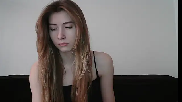 ErikaShyy online show from January 2, 10:16 am