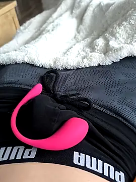 geilehecke1 online show from February 25, 8:36 am