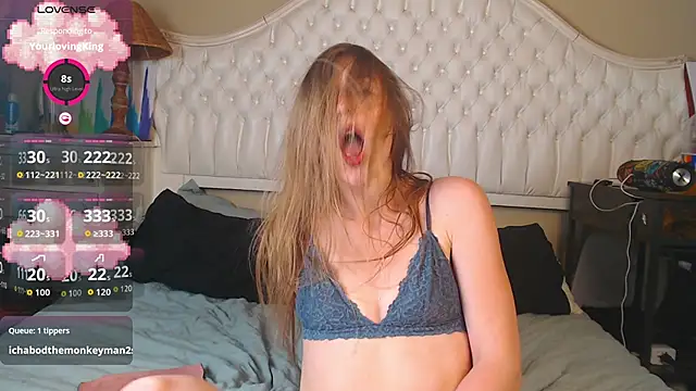 Snapshot of peachyview chatting on October 21, 11:11 am peachyview online show from October 21, 11:11 am