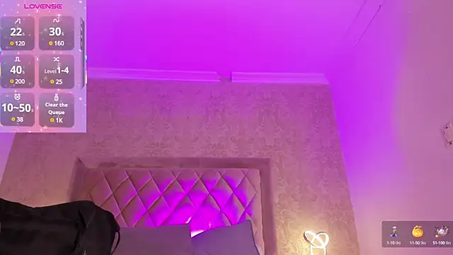 Snapshot of LiaFlowers chatting on February 27, 9:32 am LiaFlowers online show from February 27, 9:32 am