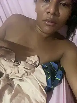 Snapshot of alexatransgata chatting on February 24, 1:35 am alexatransgata online show from February 24, 1:35 am