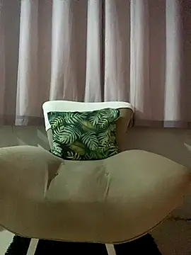 Snapshot of alexatransgata chatting on September 27, 8:19 am alexatransgata online show from September 27, 8:19 am