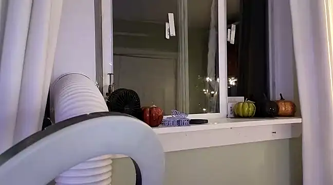 Snapshot of cunty_tranny_lydia chatting on December 4, 4:43 am cunty tranny lydia online show from December 4, 4:43 am