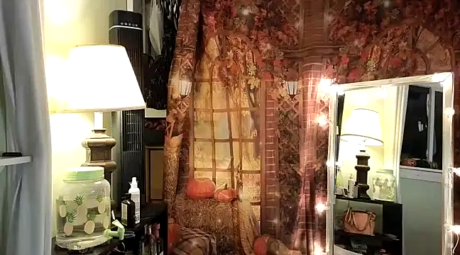 Snapshot of cunty_tranny_lydia chatting on December 11, 4:39 am cunty tranny lydia online show from December 11, 4:39 am