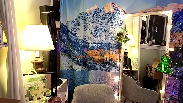 Snapshot of cunty_tranny_lydia chatting on December 17, 4:34 am cunty tranny lydia online show from December 17, 4:34 am