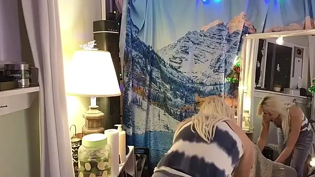 Snapshot of cunty_tranny_lydia chatting on January 20, 5:48 am cunty tranny lydia online show from January 20, 5:48 am