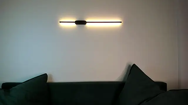 Snapshot of Lola_Peach chatting on October 19, 5:52 am Lola Peach online show from October 19, 5:52 am