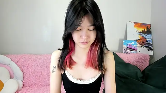 Lola Peach online show from July 21, 6:05 am