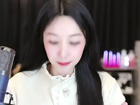 Nuyoah-77 online show from February 12, 5:58 pm