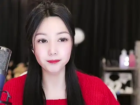 Nuyoah-77 online show from February 14, 7:02 pm