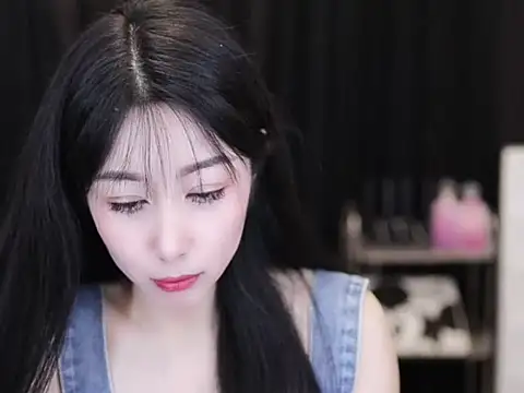 Nuyoah-77 online show from September 25, 4:00 pm