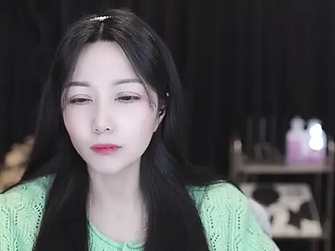 Nuyoah-77 online show from February 26, 3:22 pm