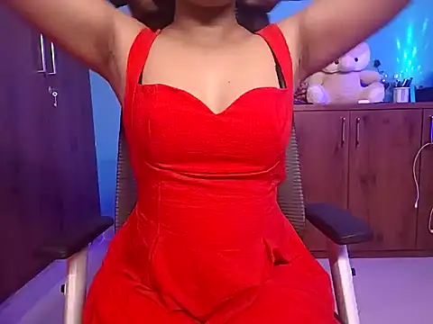 Snapshot of GoldnessAishu chatting on June 24, 5:56 pm GoldnessAishu online show from June 24, 5:56 pm