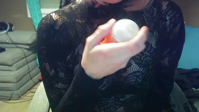 Snapshot of Raptor82 chatting on October 21, 7:47 pm Raptor82 online show from October 21, 7:47 pm