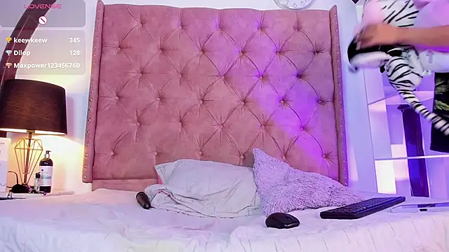 LadyAvalon online show from January 30, 1:55 am