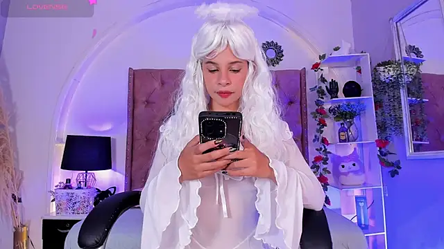 LadyAvalon online show from November 13, 7:13 pm