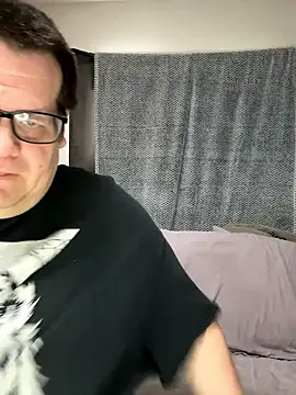 treatbobnicer online show from January 13, 4:45 pm