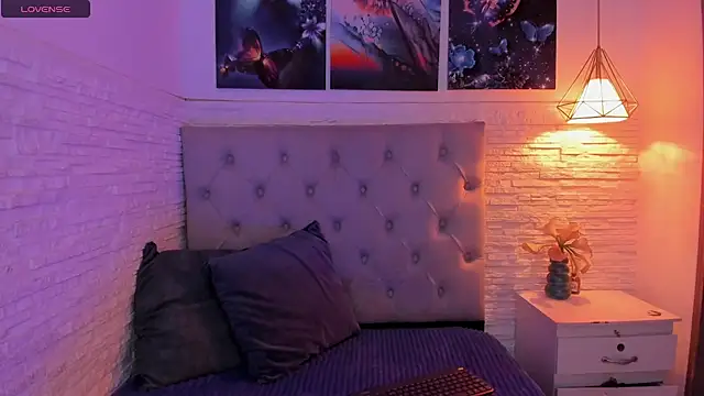 graceymilf666 online show from March 19, 11:28 am