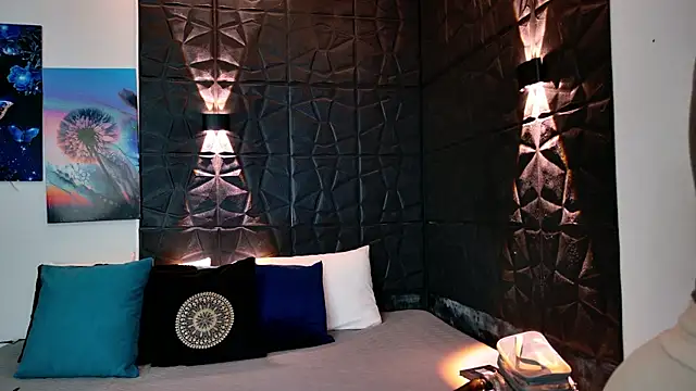 graceymilf666 online show from December 4, 11:30 am