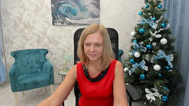 Snapshot of AgathaKlouin chatting on December 14, 9:18 am AgathaKlouin online show from December 14, 9:18 am