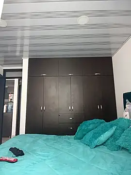 Lesly 10- online show from November 22, 3:44 pm