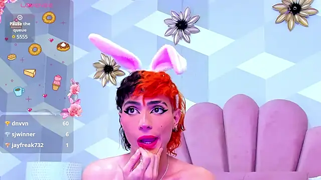 KylieMonnett online show from February 20, 9:00 am