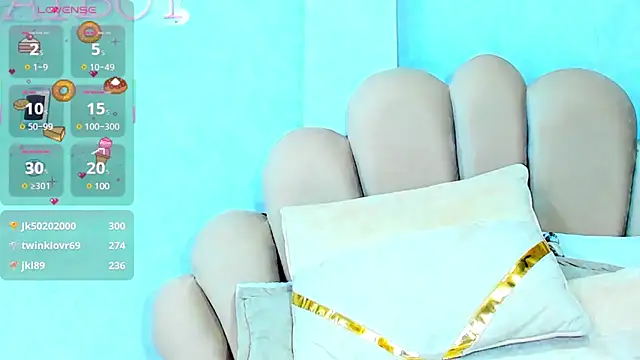 KylieMonnett online show from March 2, 6:05 am