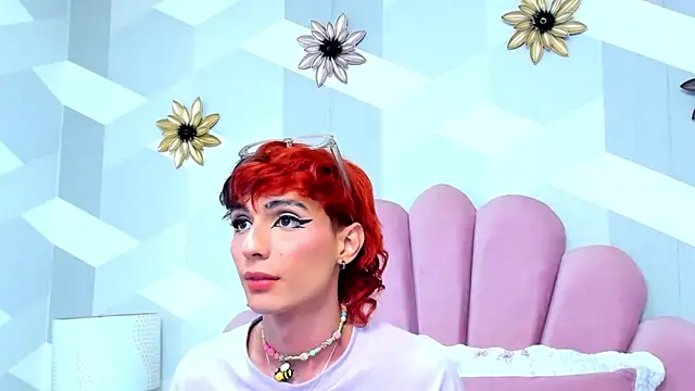 KylieMonnett online show from March 5, 10:44 am