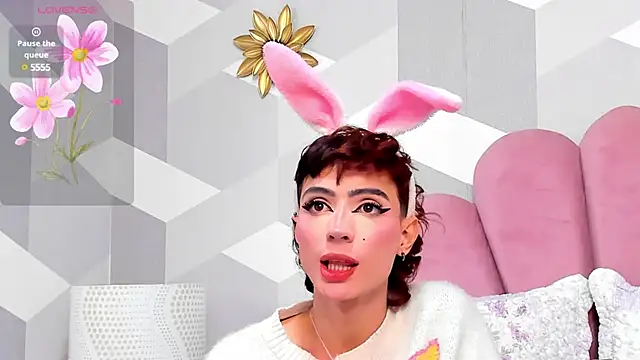 KylieMonnett online show from March 19, 1:32 am