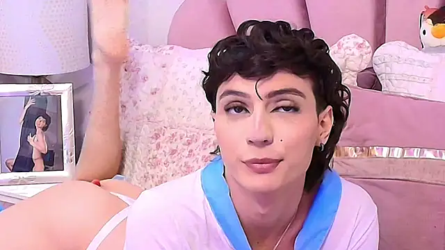 KylieMonnett online show from October 27, 8:24 pm