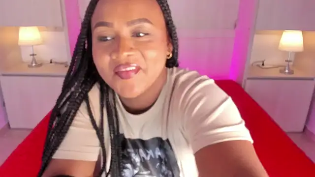 EmilyyStuart online show from April 22, 4:04 am