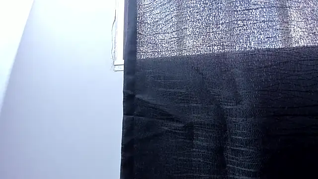 melody paris online show from March 7, 1:51 pm